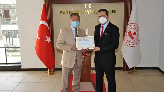 STK temsilcilerine teşekkür belgesi takdim etti