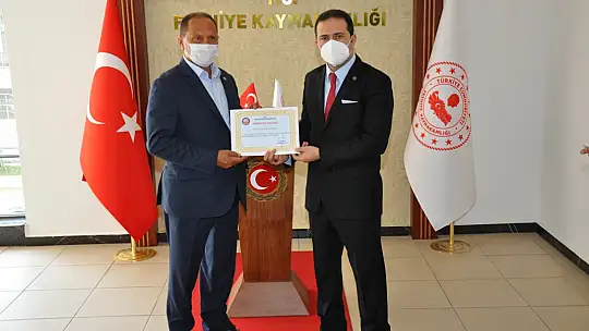 STK temsilcilerine teşekkür belgesi takdim etti