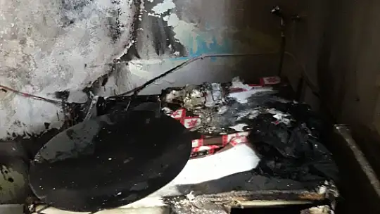 Evin mutfağında çıkan yangın korkuttu
