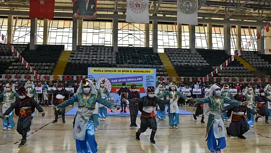 GSB Yaz Spor Okulları Düzenlenen Törenle Açıldı