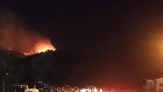 Yangın Bölgesine Kızılay'dan Destek