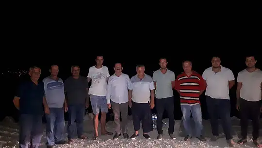 Ak Parti Halkla Birlikte Nöbetteydi