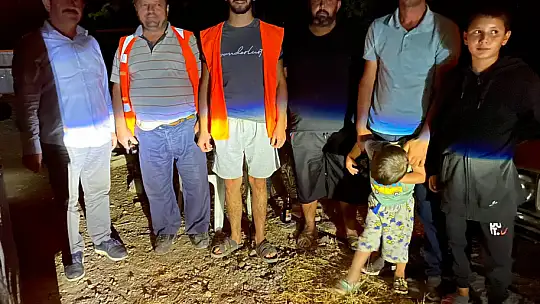 Ak Parti Halkla Birlikte Nöbetteydi