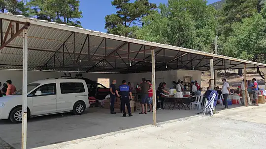 Kızılay, Seydikemer'de yaraları sarıyor
