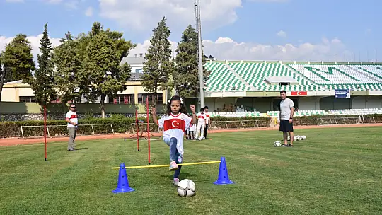 Muğla'da Yangından Etkilenen Çocuklar İçin Moral ve Motivasyon Etkinliği Düzenlendi