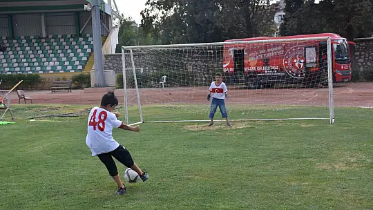 Muğla'da Yangından Etkilenen Çocuklar İçin Moral ve Motivasyon Etkinliği Düzenlendi