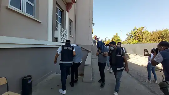 Savcı, polisiz diyerek 3 milyon TL dolandırdılar