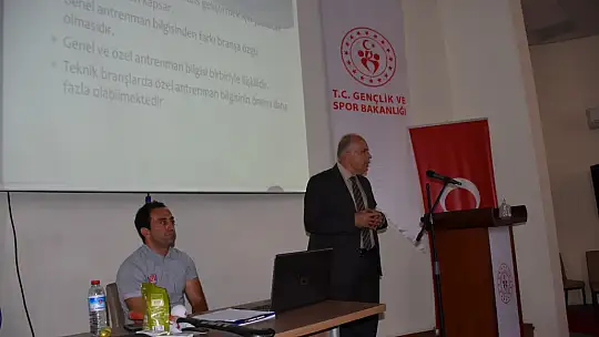 Hokey Antrenörlük Kursu Başladı