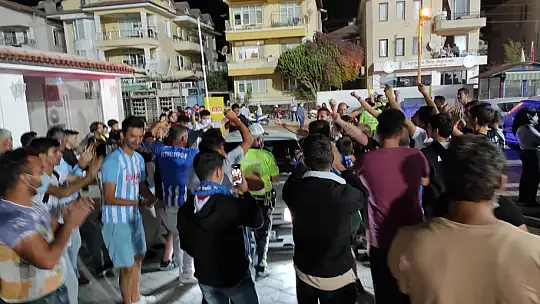 Taraftarlardan galibiyet sevinci