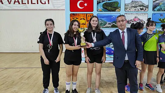 Menteşe Spor Salonu Masa Tenisi İl Birinciliği turnuvasına ev sahipliği yaptı