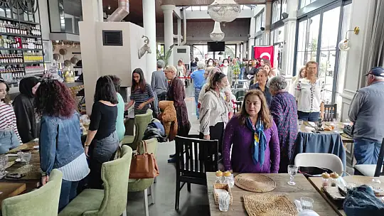 Türk Kadınlar Birliği Kahvaltıda Buluştu