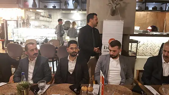 Özdemir, 'Ekibimizle birlikte çok iyi gidiyoruz'