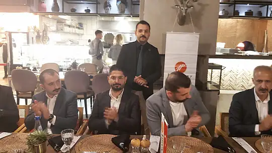 Özdemir, 'Ekibimizle birlikte çok iyi gidiyoruz'