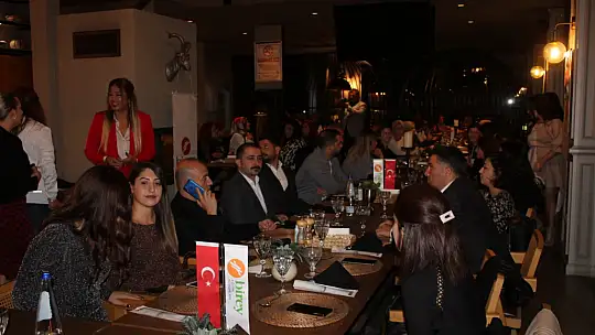 Özdemir, 'Ekibimizle birlikte çok iyi gidiyoruz'