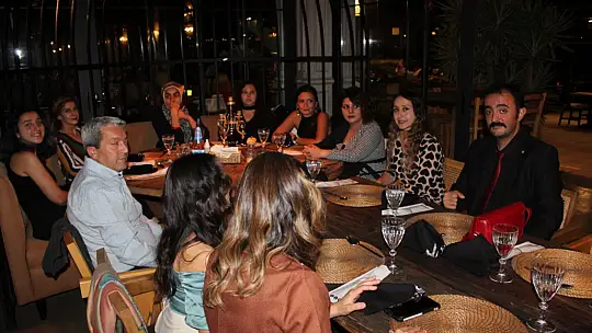 Özdemir, 'Ekibimizle birlikte çok iyi gidiyoruz'