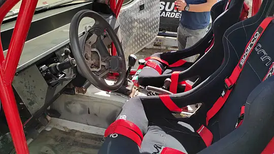 Offroad yarışı nefesleri kesecek