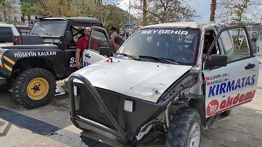 Offroad yarışı nefesleri kesecek