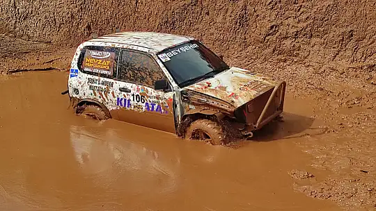 Off-Road Fethiye Yarışı nefesleri kesti