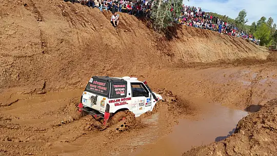 Off-Road Fethiye Yarışı nefesleri kesti