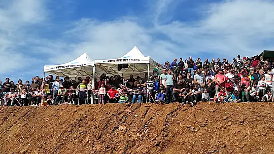 Off-Road Fethiye Yarışı nefesleri kesti