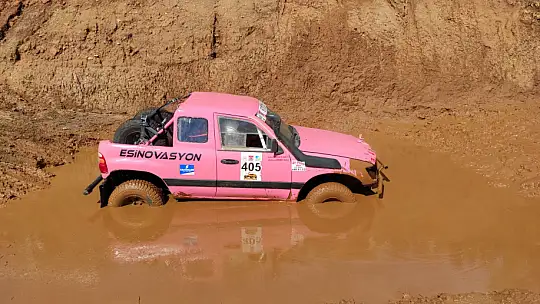 Off-Road Fethiye Yarışı nefesleri kesti