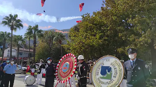 Fethiye'de Cumhuriyet coşkusu