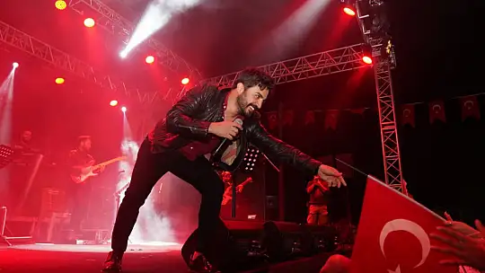 Seydikemer Cumhuriyet Coşkusunu Yusuf Güney ile yaşadı