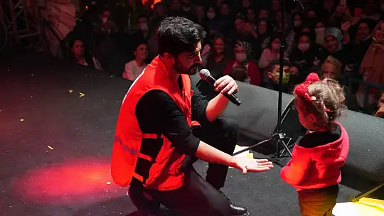 Seydikemer Cumhuriyet Coşkusunu Yusuf Güney ile yaşadı