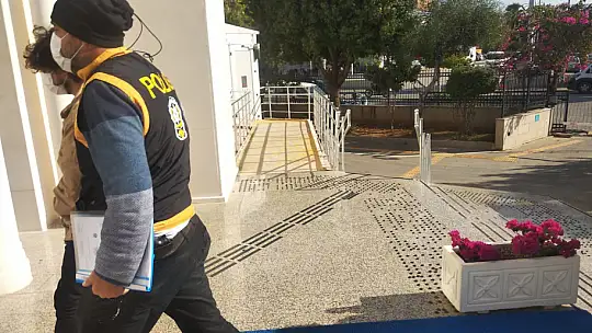 Sahte altın operasyonunda 3 gözaltı