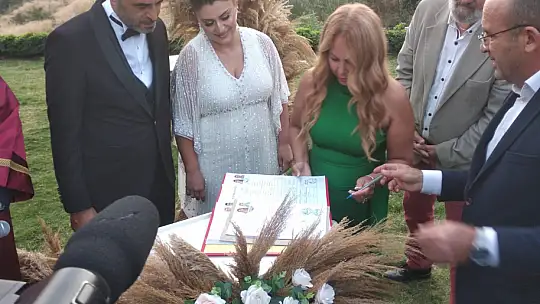 Kandil ve Kardeş ailesinin mutlu günü