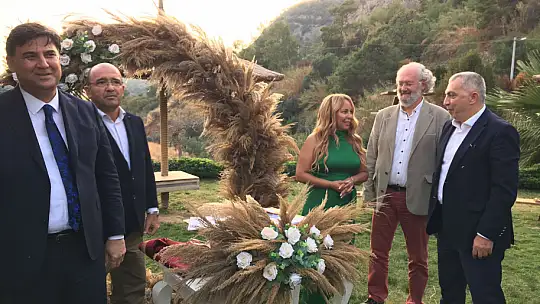 Kandil ve Kardeş ailesinin mutlu günü