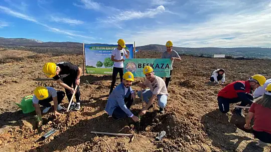 Beşkazalılardan ağaç dikimi