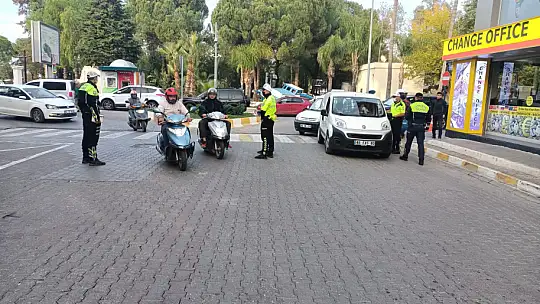 Kaymakam Fırat, 'Emniyet kemeri hayati önem taşıyor'