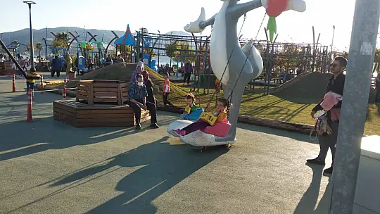 Şehit Fethi Bey Parkı'na büyük ilgi