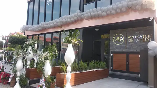 Hukuk Bürosu Dualarla Açıldı