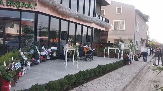 Hukuk Bürosu Dualarla Açıldı