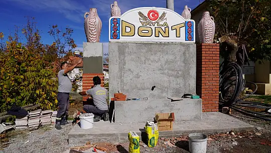 2 Asırlık Kültür 'Dont Testisi' Mahalle Çeşmesini Renklendirdi