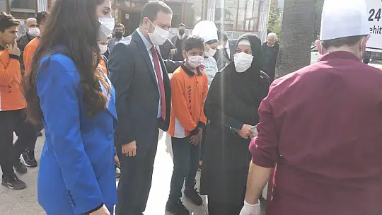 Şehit Öğretmenlere Lokma