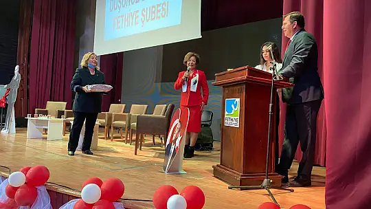 ADD, Öğretmenler Günü'nü kutladı