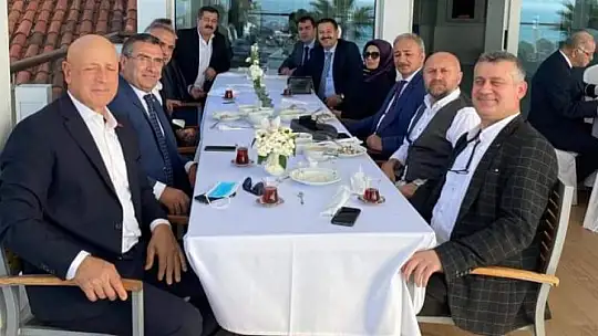 Siyaset ve iş dünyası bu düğünde buluştu