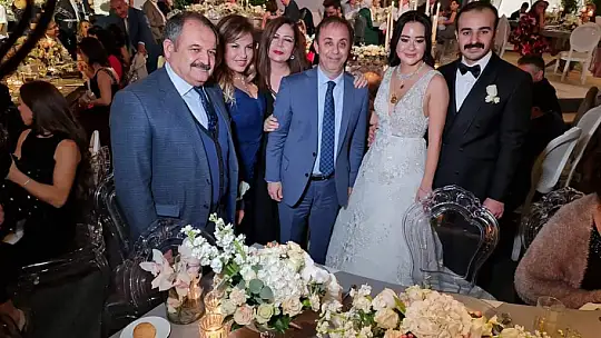 Siyaset ve iş dünyası bu düğünde buluştu