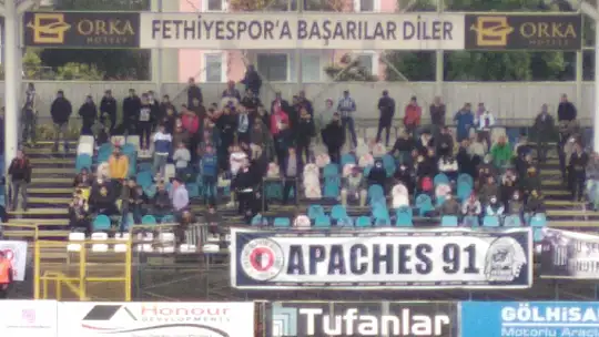 Fethiyespor Taraftarı Yağmurda da Susmadı
