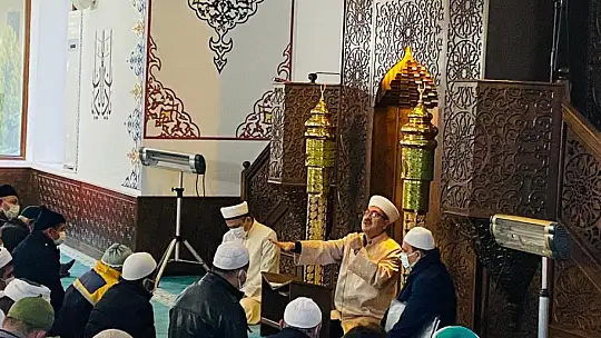 Yılın Son Pazarı Hz. Ali Cami'nde Buluşuldu