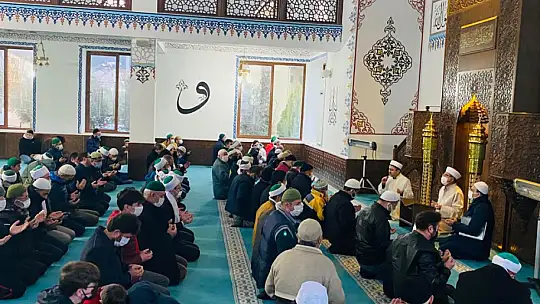 Yılın Son Pazarı Hz. Ali Cami'nde Buluşuldu