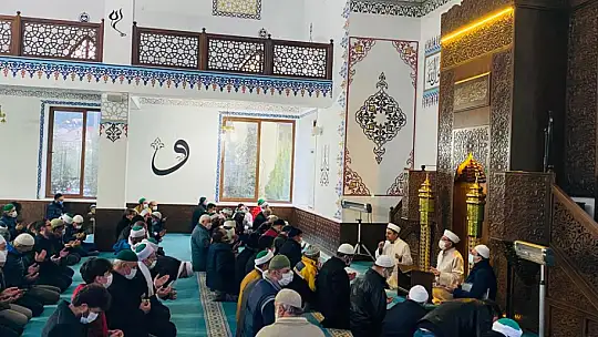 Yılın Son Pazarı Hz. Ali Cami'nde Buluşuldu