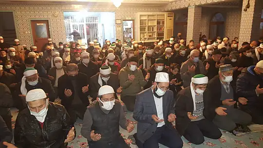 Yeni yılın ilk buluşması Kocatepe Camii'ndeydi
