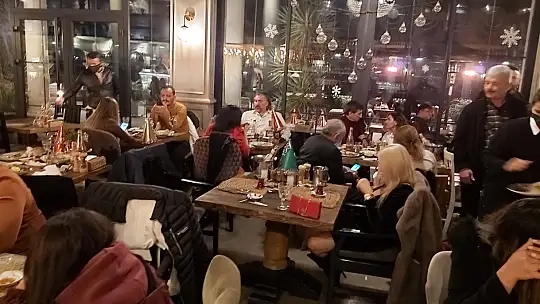 Fethiye'de yılbaşı renkli geçti