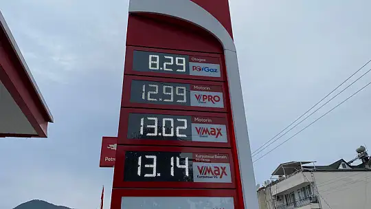 Benzin ve motorin 13 Lirayı geçti