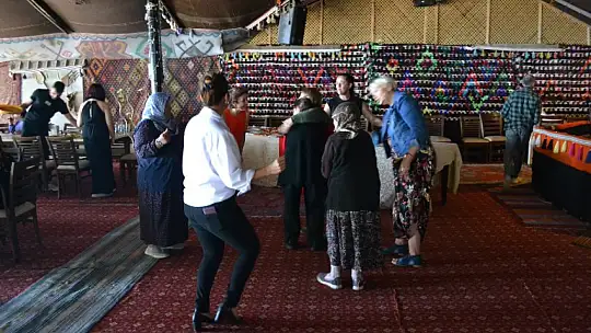 Huzurevi Sakinleri Anneler Günü'nü Kutladı