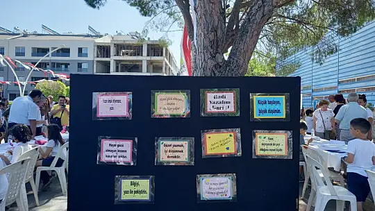 Yunus Nadi İlkokulundan İmza Günü